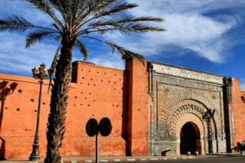 Tuk Tuk Marrakech Private Tour :Audio guide, Gift & Pastries 1 hours Tuk Tuk Tours