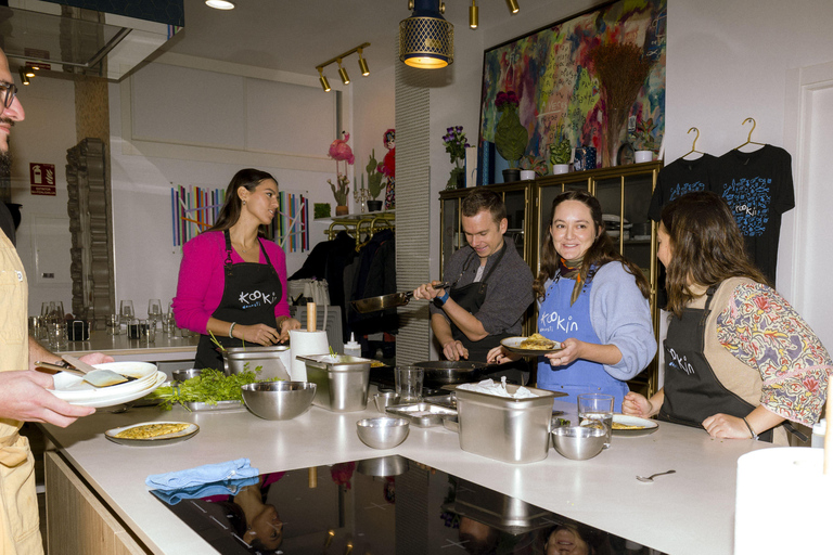 San Sebastián: rondleiding over de markt en Baskische kookles Engels
