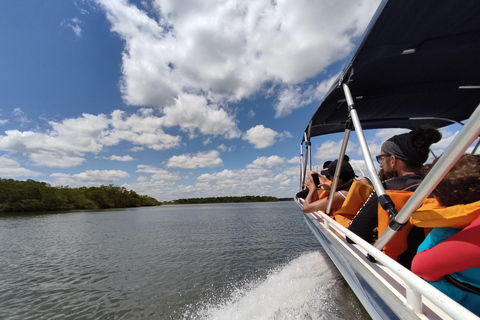 Atins boat transfer (shared) Atins x Barreirinhas boat transfer (shared)