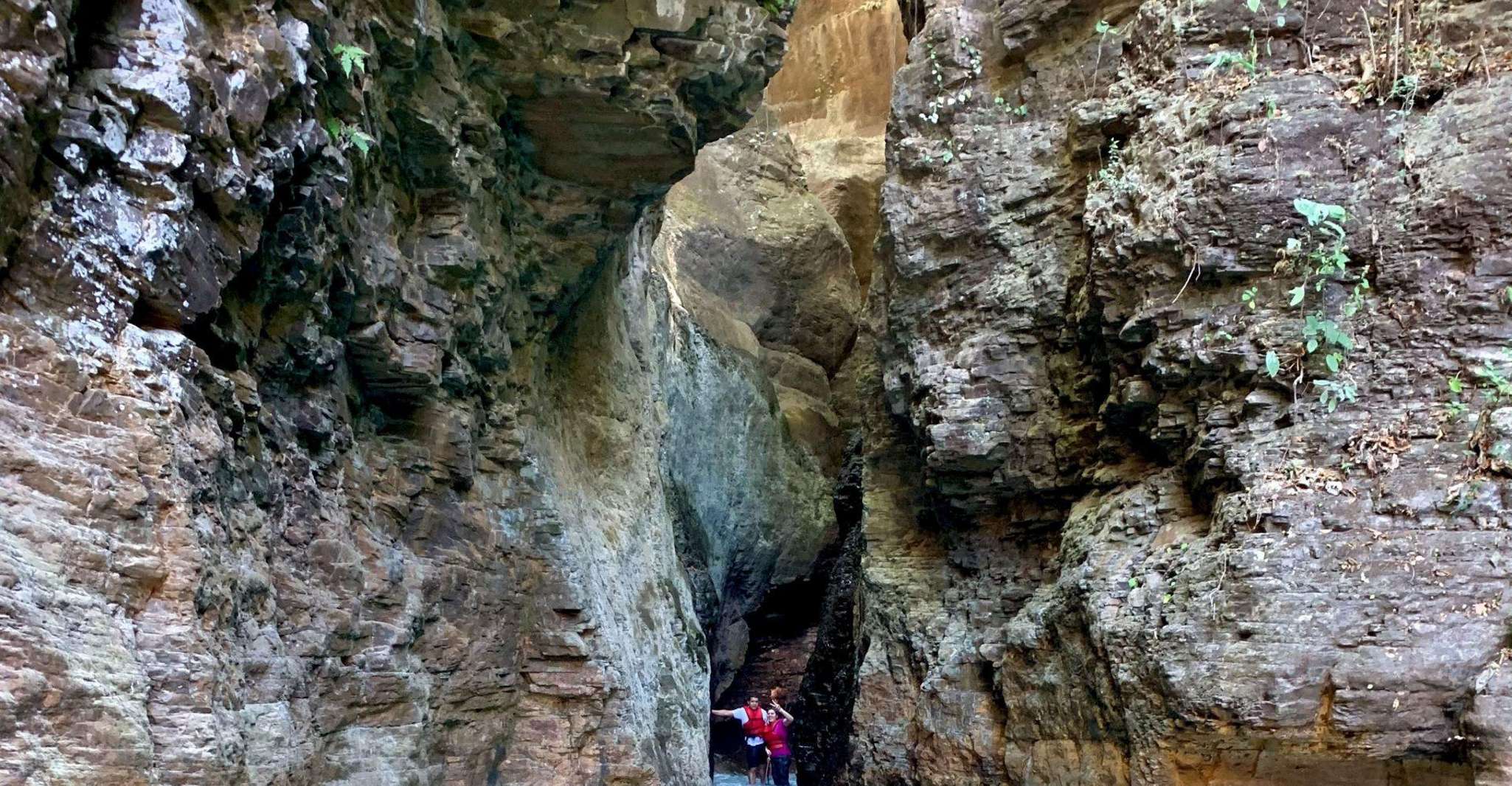 Cascada de la leona y fuentes termales con almuerzo - Hizvo