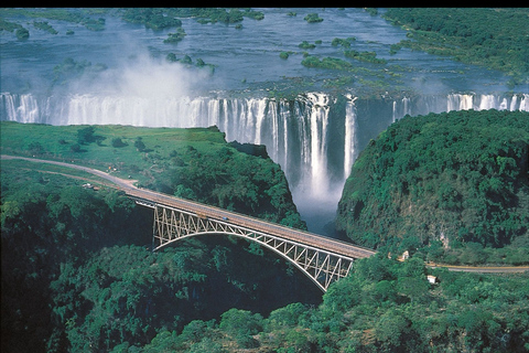 Victoria Falls Sunrise Guided Tour & Local Market Experience Victoria Falls: Sunrise Guided Tour with Souvenir Market