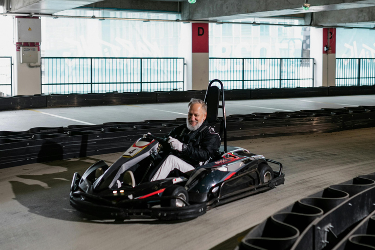 Krakau: Indoor-Go-Karting (24-Minuten-Rennen)
