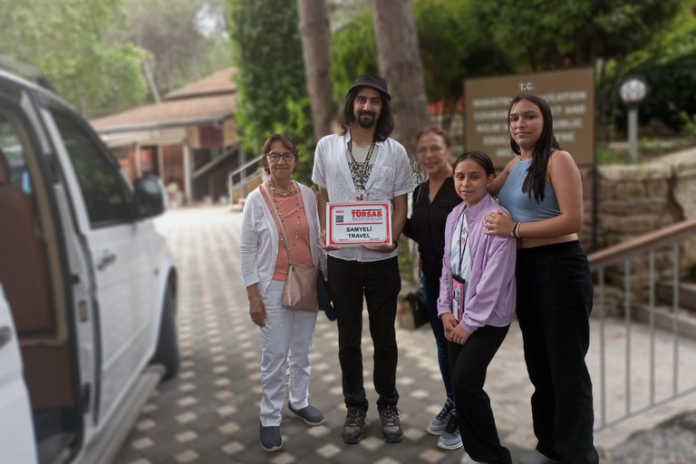 Excursiones a Éfeso y la Casa de la Virgen María desde el puerto İZMİRRecorridos por Éfeso y la Casa de la Virgen María desde el puerto de İZMİR