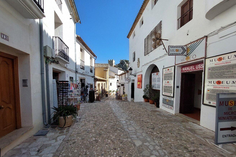 Vanuit Alicante, Benidorm Campello: naar het kasteel van Guadalest