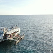 Boracay: Sunset Boat Party with Snacks Boracay: Sunset Boat Party with Snacks