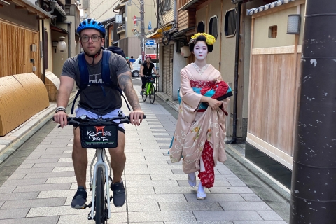 Kioto: Visita de un día en bicicleta por los lugares más destacados de la ciudad con almuerzo ligero