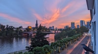 Frankfurt, Ville libre-guidée Marche aux locaux lieux favoris - Hizvo