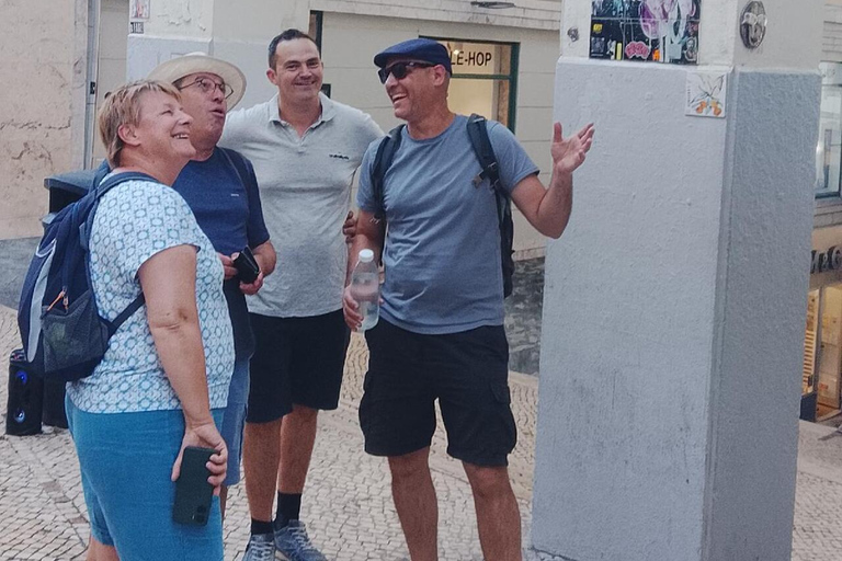 Visit of Lisbon in French. Small group (10 max)! Follow me! Visite Goupe privée de Lisbonne!