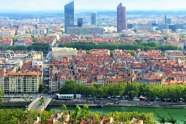 Lyon : Guided tour of Fourvière hill & Roman ruins Price from 21 to 30 people