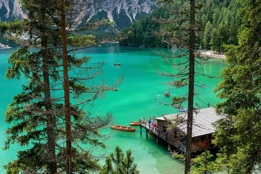Ab Venedig: Dolomiten, Pragser Wildsee und Drei Zinnen. Foto: GetYourGuide