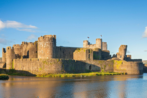 Cardiff: Welsh Castles, Mountains & Steam Railway Day Tour