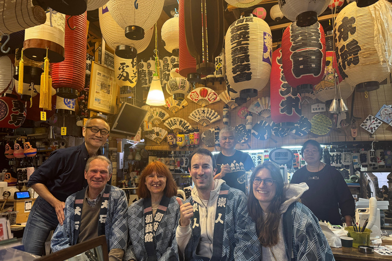 Tokio: Warsztaty tworzenia lampionów w Asakusa z rzemieślnikiem