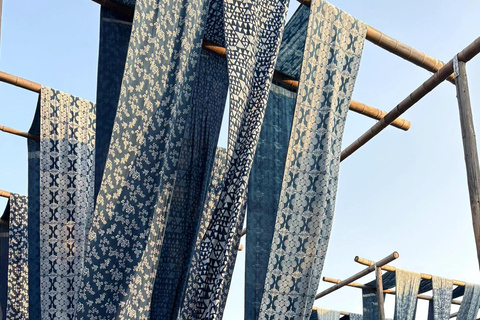 Shanghai: tour privato di 1 giorno a Wuzhen con laboratorio di tintura indaco4 viaggiatori e più