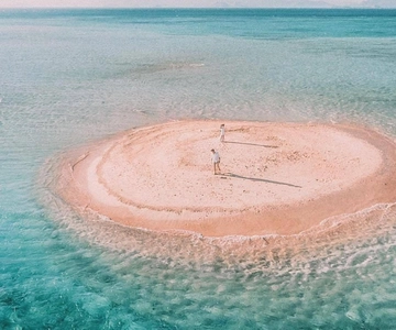 Exclusive One-Day Tour to Lombok's Pink Beach and 3 Gilis