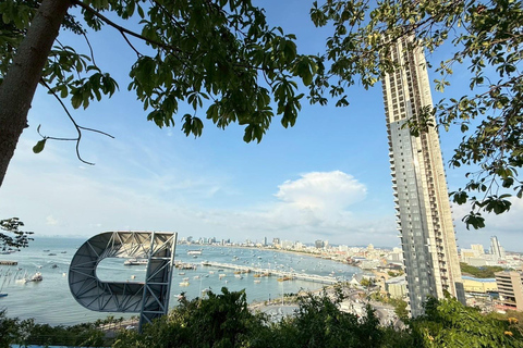 Pattaya: Evening City Tour & Alcazar Cabaret Show Pattaya: Evening City Tour & Alcazar Cabaret Show