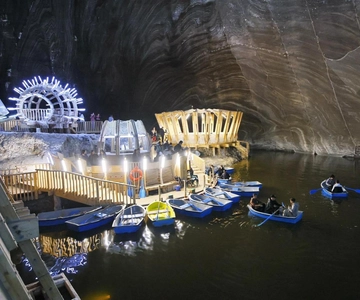 Turda Salt Mine : 1 Day auto tour from Oradea