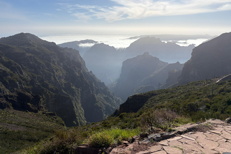 Funchal: Pico do Arieiro Sunset Transfer with Hotel Pickup