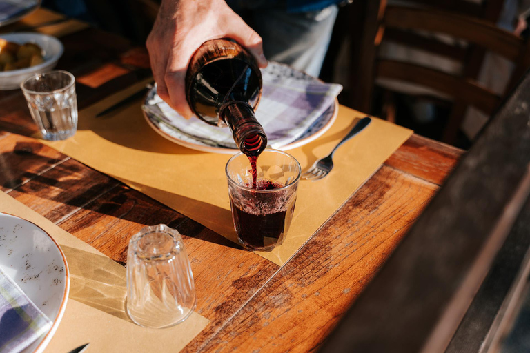 Florence: Small-Group Sunset Food & Wine Tour in Oltrarno Small-Group Sunset Food & Wine Tour in Oltrarno