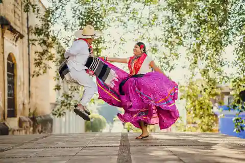 Guelaguetza Visita guiada a pie por la ciudad de Oaxaca - Todo incluido