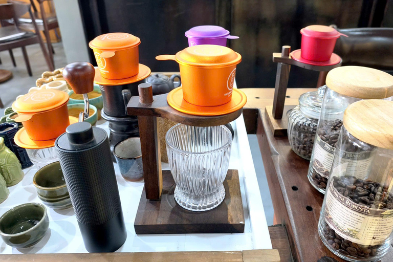 Hoi An Coffee Making Class & Roasting Process