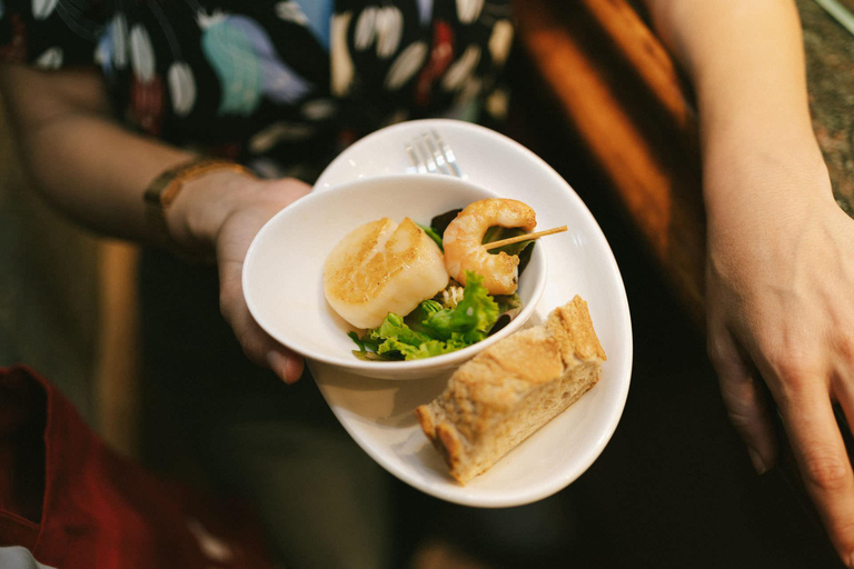 San Sebastian: Ultimate Pintxos & Wine Private Tour