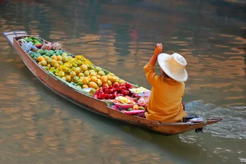 Bangkok: Visita ao mercado de comboios e ao mercado flutuante