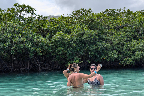 Panama: 1 night and 2-Days in a Caribbean Island Beach House Panama City:2-Days Portobelo and Caribbean Island Tour