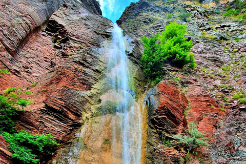 Shëngjergj: Bezoek de Shëngjergj waterval