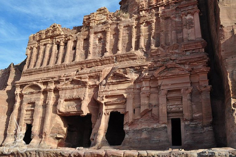 Viagem de dia inteiro Amã - Petra - Wadi Rum