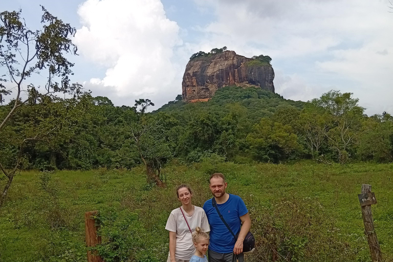 Kandy: Sigiriya, Pidurangala, and Spice Garden Day Trip
