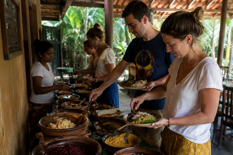 Sri Lanka 6-Day Tour: Ancient Cities, Sigiriya, Kandy & more