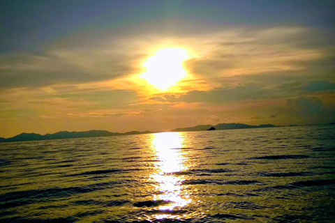 Golden Horizon of Krabi: 4 Islands & Phra Nang Sunset