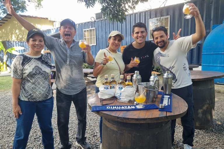 El Salvador, Cihuatán: Rum tasting, from sugar cane cultivation to the bottle El Salvador, Cihuatán: Rum tasting, from sugar cane to bottle
