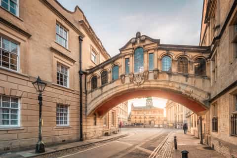 From London: Cotswolds & Oxford Guided Day-Trip