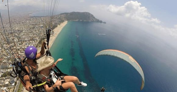 Antalya: Paragliding in Alanya W/Lunch And City Tour Option