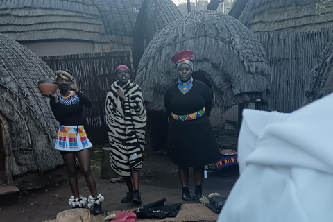 From Johannesburg: Lesedi Village and Maropeng Day Trip