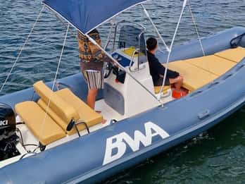 Porto Rotondo: drive your boat - no licence needed
