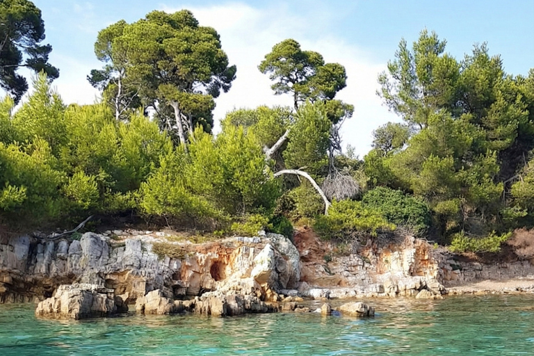 Cannes: Kayak excursions and discovering the treasures of the Lérins Islands Lérins Islands Kayak Adventure: Wild Nature and Hidden Treasures SUNSET