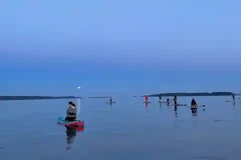 Oak Bay: Experiência de remar na lua cheia