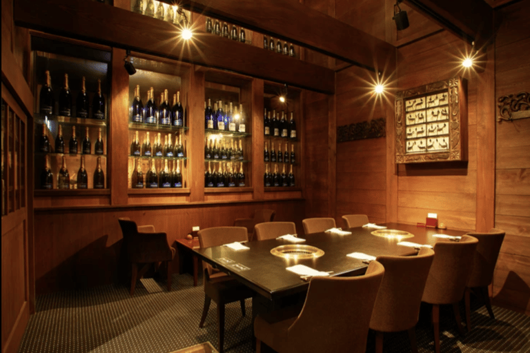 Kyoto: Wagyu Kaiseki Dinner in a Historic Villa Reservation Premium Kiyomizu Kaiseki