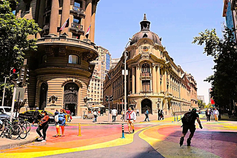 Santiago : visite privée de la ville avec le musée Neruda
