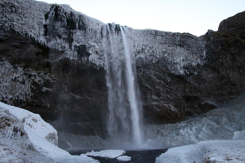 Iceland: 10-Day Winter Tour with Accommodation & Meals