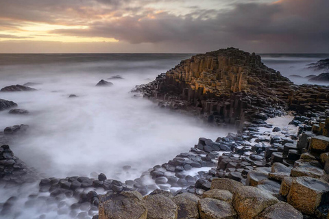 Giant's Causeway: Private Tour with Carrick-a-Rede bridge