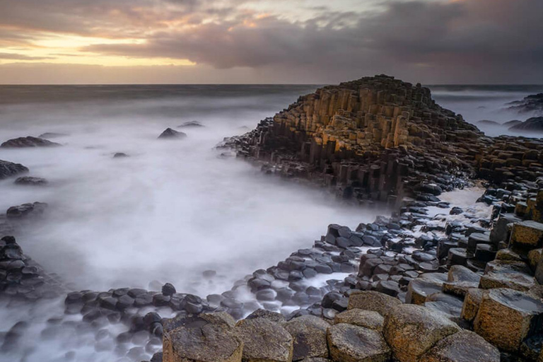 Giant's Causeway: Private Tour with Carrick-a-Rede bridge