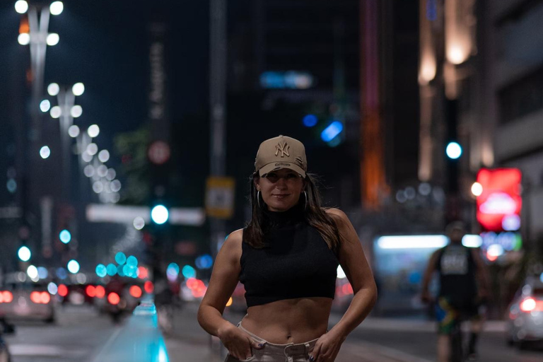 São Paulo: Professional Photo Tour on Paulista Avenue