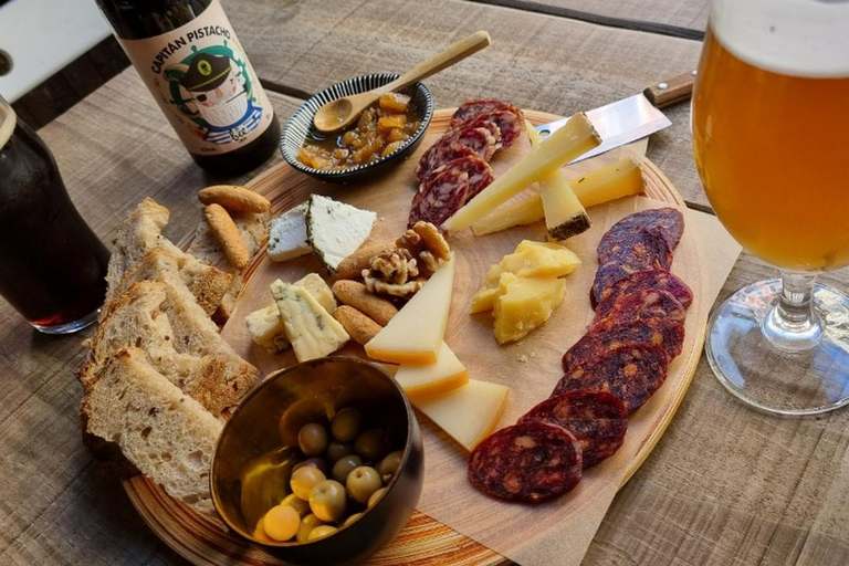 Mediterranean culinary experience: Taste craft beers and tapas in Alicante Mediterranean gastronomic experience: Taste craft beers and tapas in Alicante