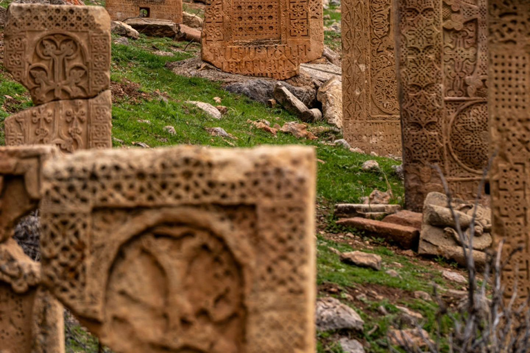 Yerevan: Khor Virap, Areni, Angels Canyon, & Noravank Tour