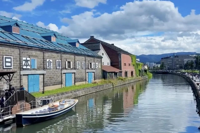Sapporo: Otaru Canal and Shakotan Peninsula Day Trip
