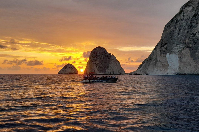 Zakynthos Kreuzfahrt bei Sonnenuntergang nach Myzithres mit Wein