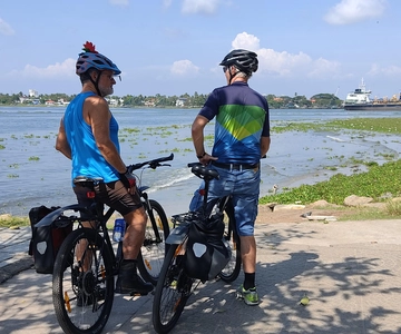 Fort Kochi: Half-Day Guided Cycling Tour